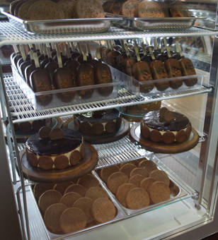 Eisschlecker, Eistorten, Diskus mit Eis gef&uuml;llt, Foto Gro&szlig;Handel EIS GmbH