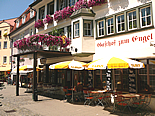 Unsere 'kleine' Sonnenterrasse an der Hausfassade