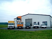 Firmenhalle Estrich - Fliesen Maas