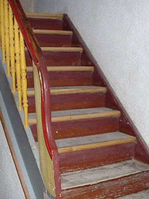 Treppensanierung mit gerader Wange