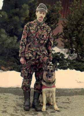 alter Kampfanzug