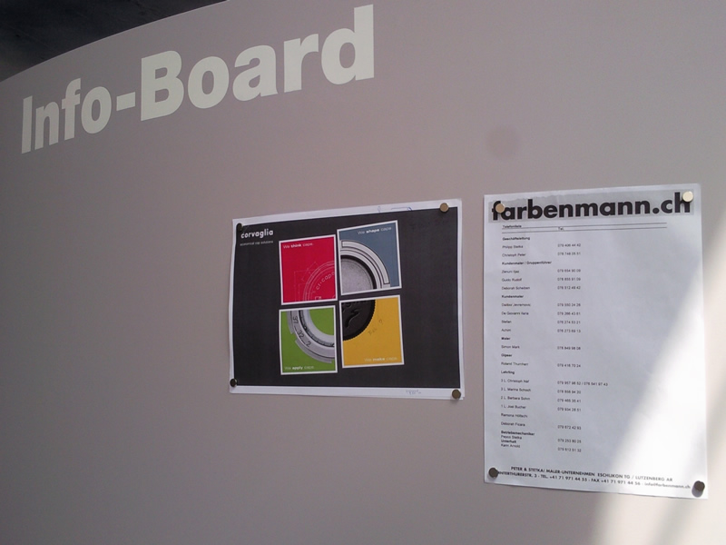 Infoboard für Mitarbeiter, Besucher etc.