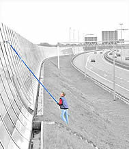 PURAQLEEN - L�rmschutzwand entlang einer Bundesstra�e �ber einer Br�cke.