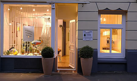 Eingang zum Naturheilzentrum Feil-Vorbeck