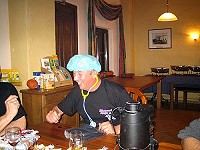 "Dr. Brinkmann" aus unser Nachbargemeinde bei einer Weihnachtsfeier mit Wichtelverlosung klick >>>groß