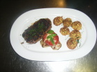 Rumpsteak mit Kräuter-Senf-Kruste und Herzoginkartoffeln Rumpsteak mit Kräuter-Senf-Kruste und Herzoginkartoffeln