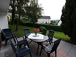 Terrasse mit Wiese