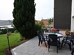 Die beiden Terrassen grenzen aneinander