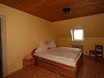 Eines der Doppelbettzimmer