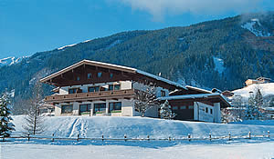 Ferienwohnung Bachmaier in der Zillertalarena, Sommerurlaub und Winterurlaub im Salzburger Land