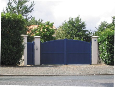 LA FONTAINE 2.jpg