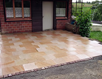 Naturstein- und Betonbel&auml;ge