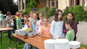 Hunger zum Mittagessen gibt es H�rndli und Gehacktes