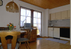 K�che mit Blick zum Balkon