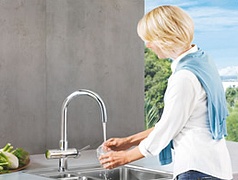 Quellfrisch schmeckendes Wasser aus der K&uuml;chenarmatur (Grohe BLUE)