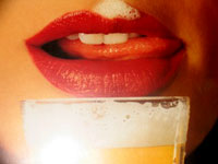 Kuss-BIER-Mund