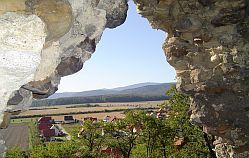 Blick von der Burgruine nach S�den
