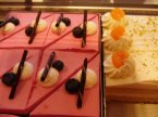 Cassis-Sahne und Käsesahnetorte Cassis-Sahne und Käsesahnetorte