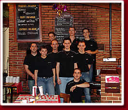 The team of Grill Saint Martin - Hotel - Motel - Grill - Piszzeria - Restaurant -Bed & Breakfast in Verneuil sur Avre near of Center Parcs
