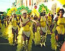 en Guadeloupe, Antilles  - farbenpr&auml;chtiger Karneval