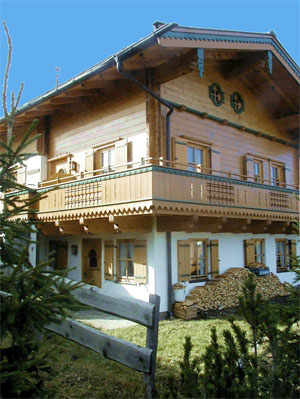 privates Ferienhaus auf der Gerlosplatte im Sommer mit unserem Balkon