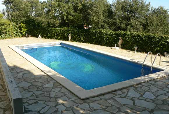 40-mas-tomasi-225-pool001.jpg