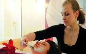 Wellness Massagen Erholung Hotel Waldachtal Schwarzwald Kurzreisen Pauschalreisen Deutschland