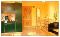 Apartment 3(b)