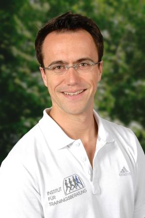 Dipl. SpOec Alex Gimbel