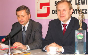 Pose� Tadeusz Tomaszewski i Zdzis�aw Kujawa, prezes Stelli Gniezno 