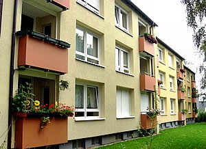 Rundumsanierung eines 18-Familienhauses Rundumsanierung eines 18-Familienhauses