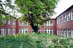 Städtisches Gymnasium in Herten, Leistungssäule Statik Städtisches Gymnasium in Herten, Leistungssäule Statik