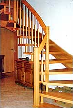 Holztreppen in verschiedenen Ausf�hrungen