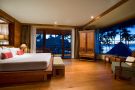 Amari Emerald Cove, Deluxe Room, King side Bed