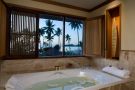 Amari Emerald Cove, Room with oversized tub