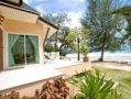Coconut Beach Resort, Bungalow Beachfront