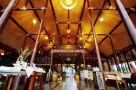 The Cinnamon Art Resort, Lobby