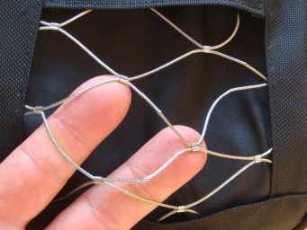 pacsafe sicherheit unterwegs, krise sicher sein, diebstahl vermeidne, schutz raub diebstahl