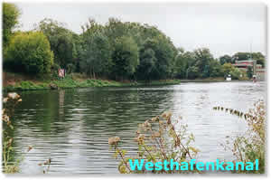 angelgeaesserneu/Westhafenkanal300.jpg