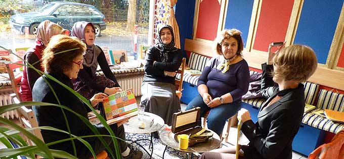 Mit-Lecture_Offenbach-das-merhsprachige-Vorlesen-und-Erz�hlen-entdecken-(3).jpg