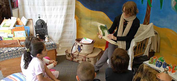 Stadtteilfest-Nordend_Vorgelesen-bekommen-macht-Spass_Vorlesen-auch_LectureOffenbach-e.V.-(4).jpg