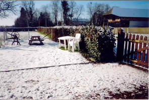 Jardin en hiver du gite d'hote des attelages du pays d'ouche