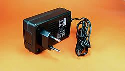 LED Trafo Steckernetzteil - 24W-2A-12V DC LED-Lichtschiene
