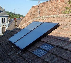 capteurs solaires sur toiture