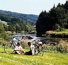 Hotel Lindenhof mit Langzeitparkplatz, Urlaub mit dem Mountainbike im Bayerischen Wald, radfahren am Donauradweg Passau - Wien in Bayern