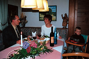 gem�tliches Restaurant Kellberger Weinstube - Urlaub im Hotel Lindenhof in Kellberg bei Passau Bayerischer Wald Bayern
