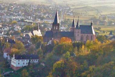 08�Katharinenkirche�in Oppenheim�im�Herbst