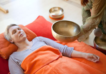 02_Klangschalenmassage_07.jpg
