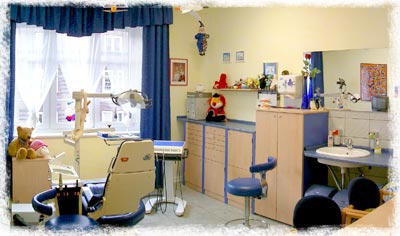 Kinderzahnarztpraxis Rienhoff, Hannover - Behandlungszimmer