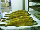 R�ucherlachse im Zitronenpfeffermantel buffetfertig